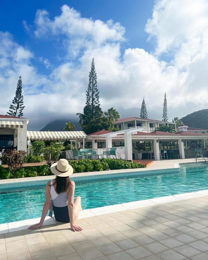 Mount Nevis Hotel Екстер'єр фото