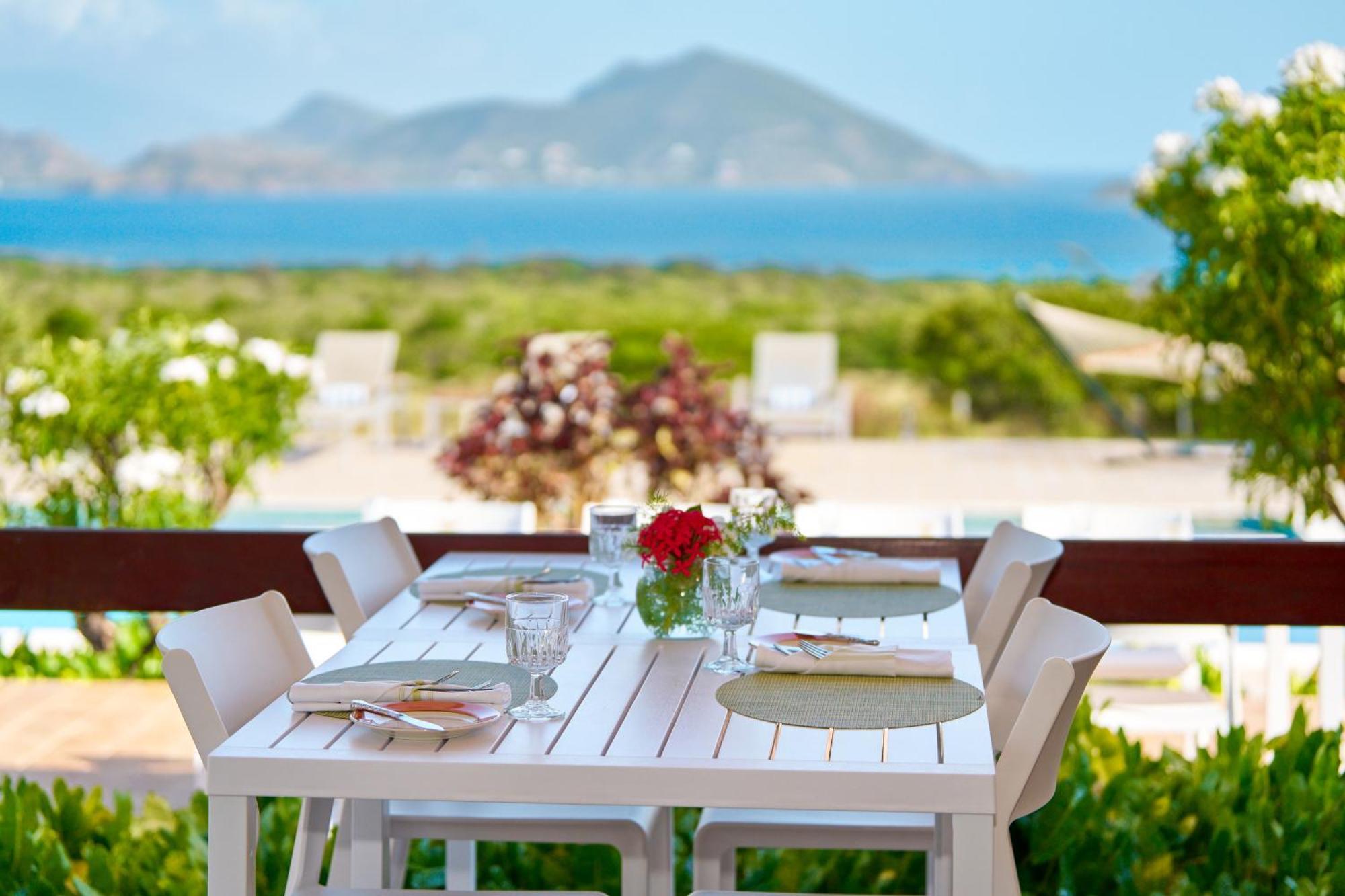 Mount Nevis Hotel Екстер'єр фото