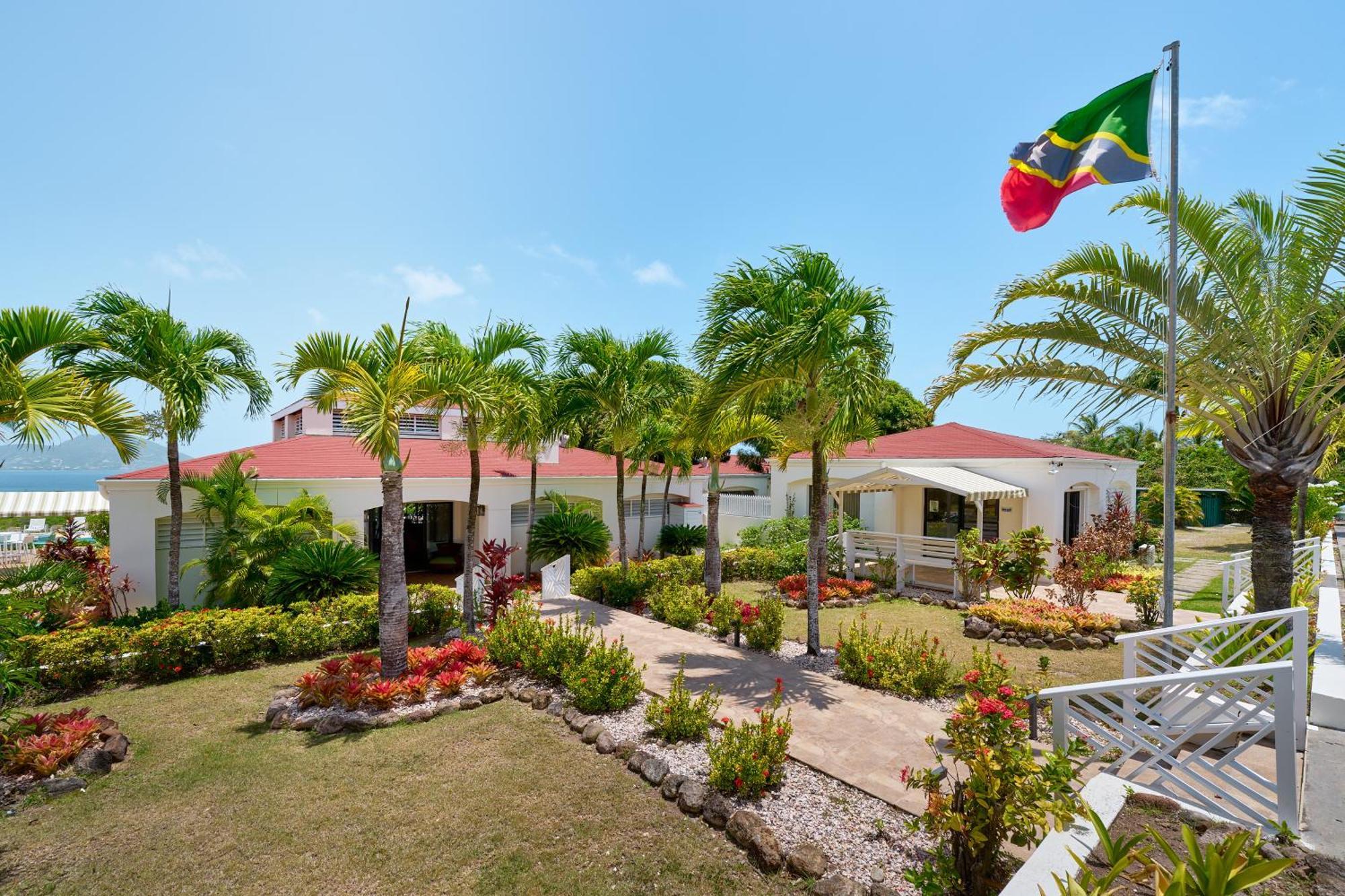 Mount Nevis Hotel Екстер'єр фото