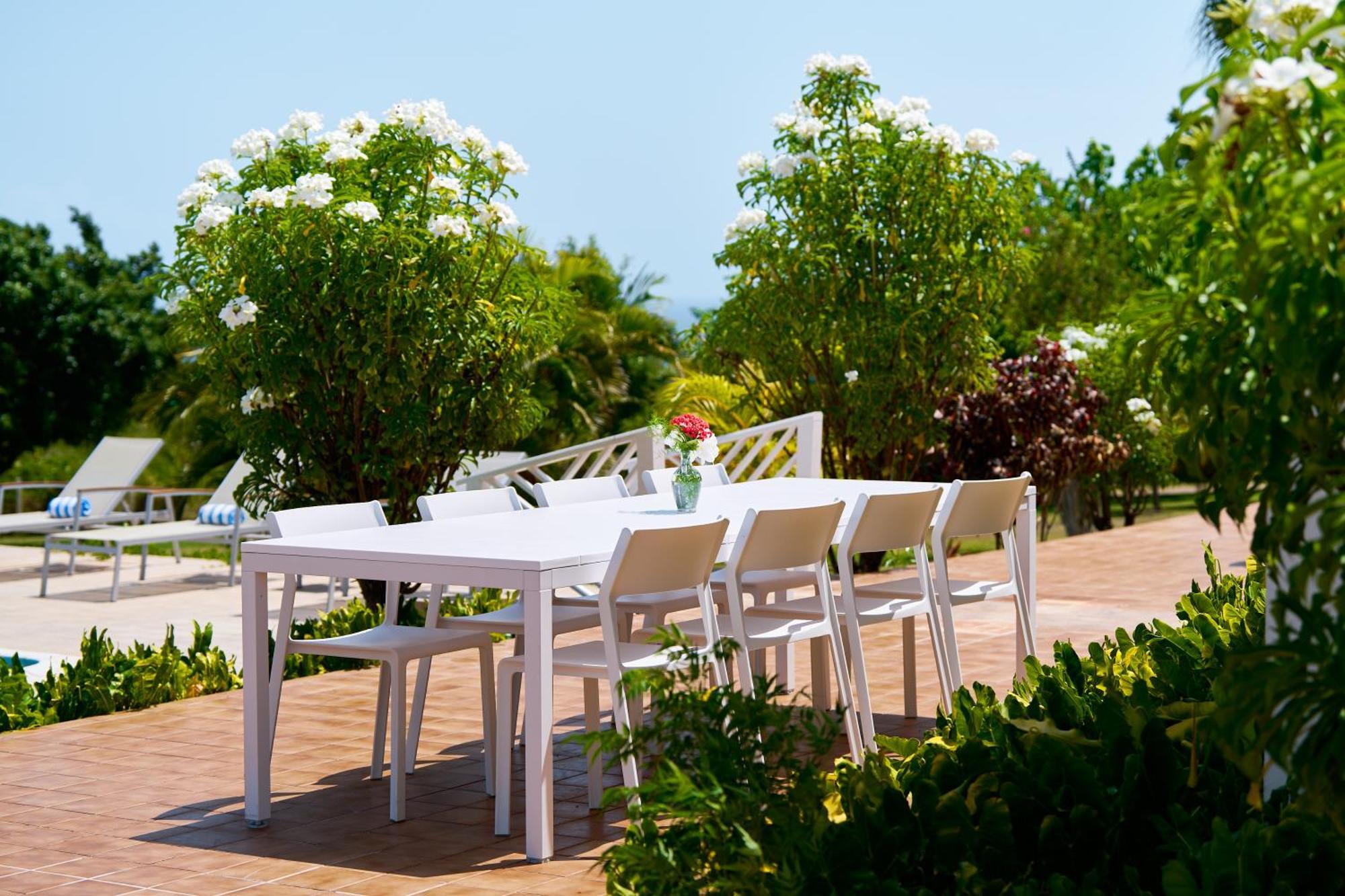 Mount Nevis Hotel Екстер'єр фото