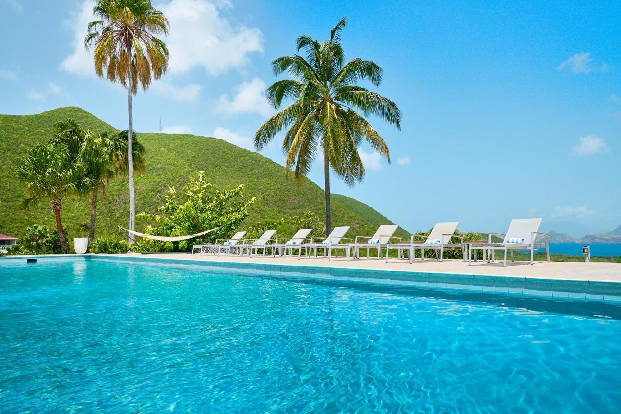 Mount Nevis Hotel Екстер'єр фото